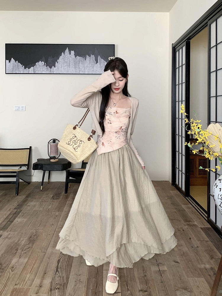 實拍 春款~復古禪意套裝開衫茶系印花吊帶高腰半身裙兩件套