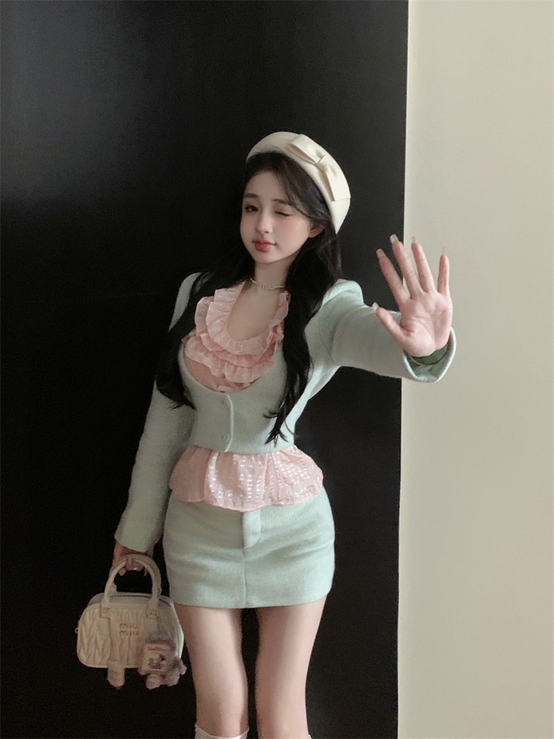 Real shot of basil mint autumn new women's green long-sleeved short coat top half skirt suit