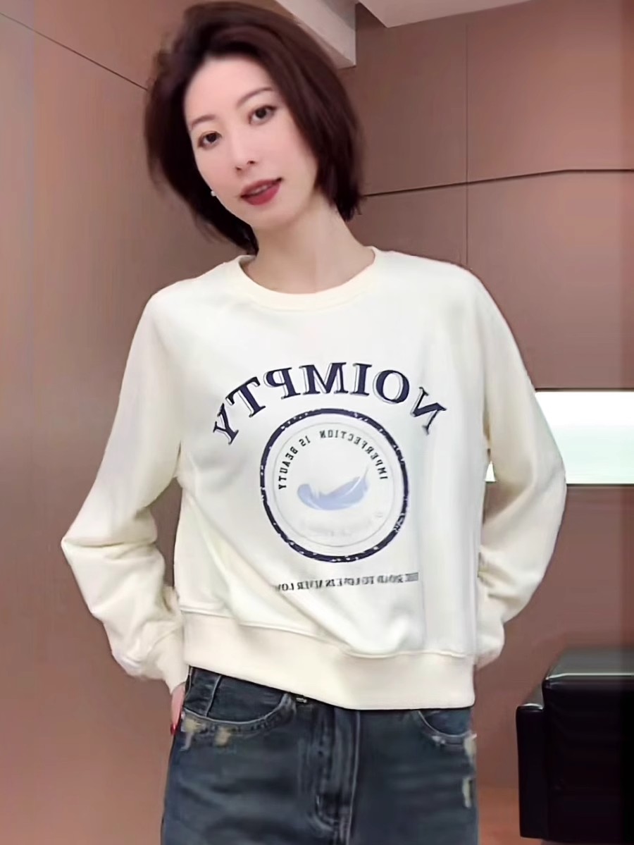 Early autumn short pullover printed sweatshirt for women in autumn and winter apricot Korean style super popular loose and versatile top