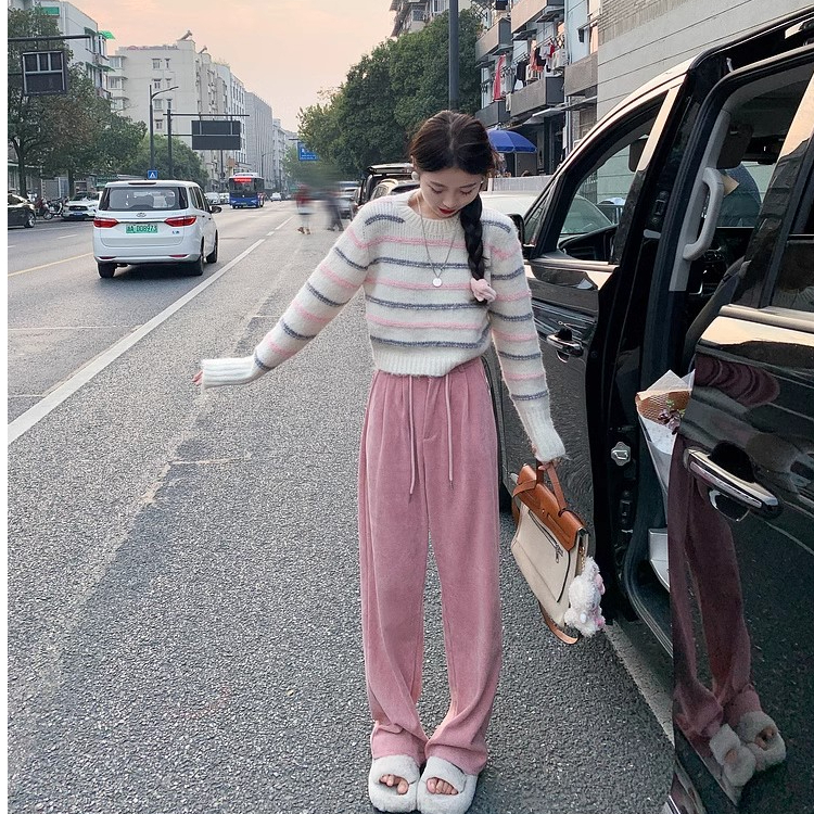 條紋圓領撞色洋氣減齡毛衣女年秋冬季新款粉色寬鬆顯瘦百搭潮