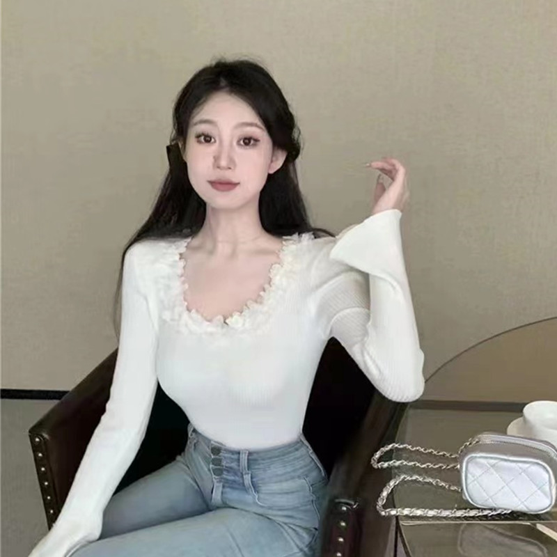2024春秋新款韓版設計感花朵喇叭袖修身針織衫氣質溫柔顯瘦毛衣女