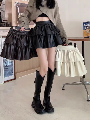 kumikumi纯色高腰蓬蓬裙PU皮半身裙女冬季百搭A字裙百褶裙短裙子
