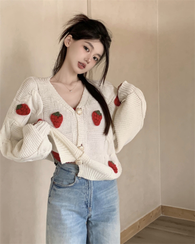 Real shot of high-end chic knitted sweater for women spring new V-neck outer strawberry sweater jacket