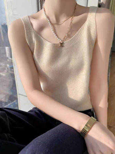 Elegant ladylike style slim-fitting wool camisole women's summer high-end slimming inner sweater knitted bottoming shirt