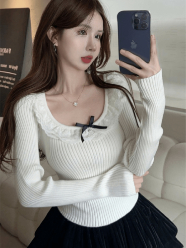 Christmas and New Year red top lace knitted sweater slim low round neck with bottoming sweater for women in autumn and winter