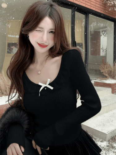 Christmas and New Year red top lace knitted sweater slim low round neck with bottoming sweater for women in autumn and winter