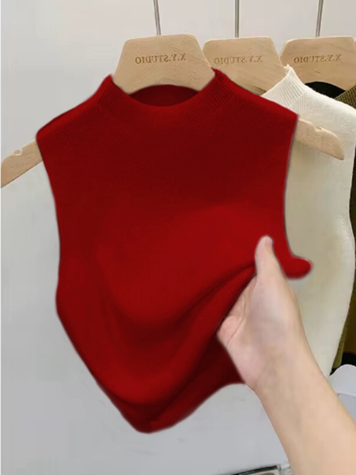 Pure lust style ice silk sleeveless T-shirt for women summer new style red hot girl camisole slim fit inner sexy top