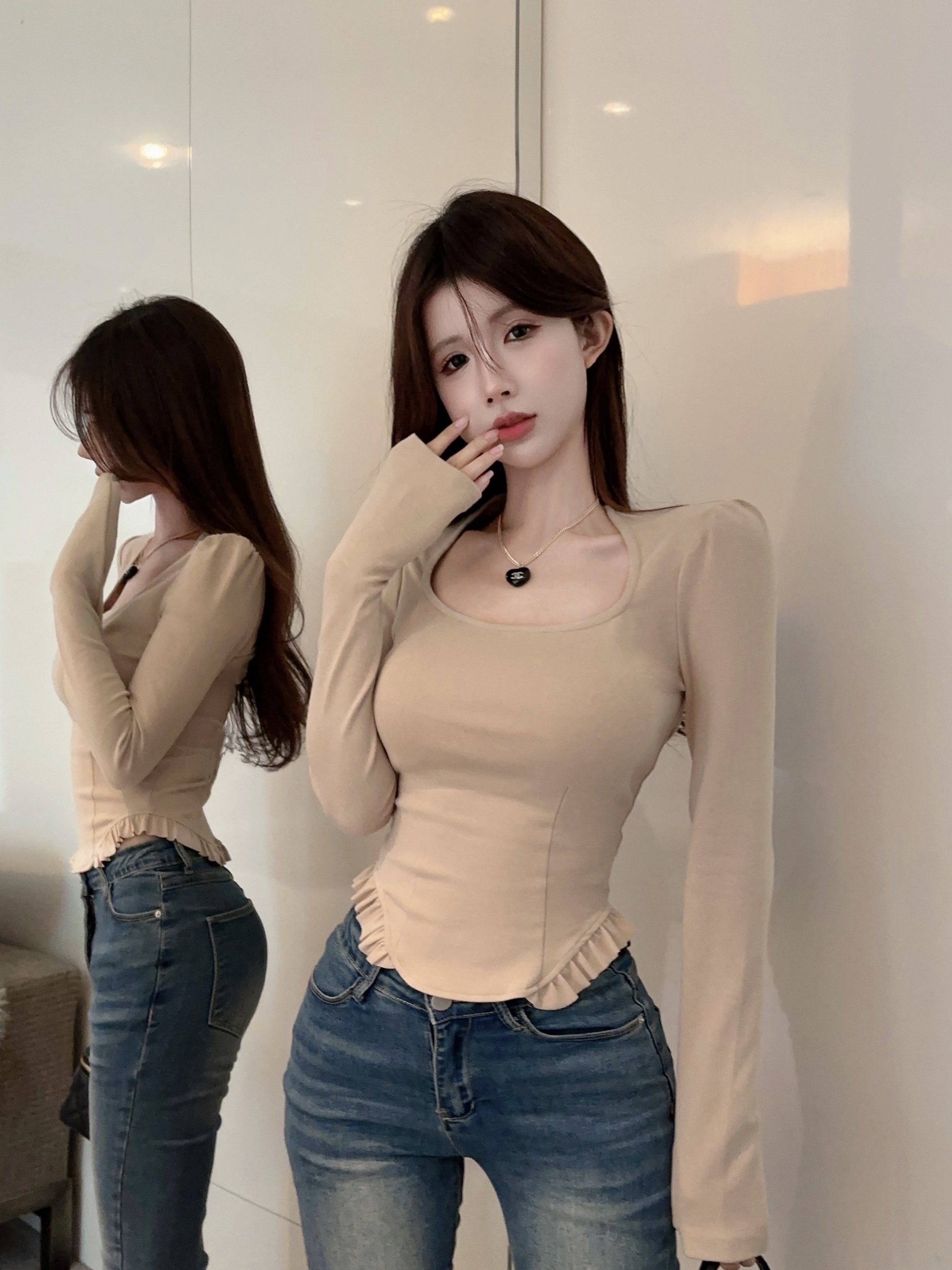 Actual shot of new autumn and winter knitted inner layering shirt