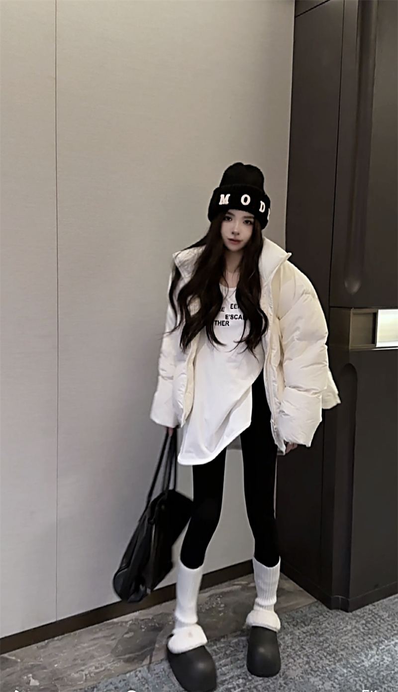 Actual shot of the new Korean style stand-collar down jacket thickened suspenders white duck down jacket about winter