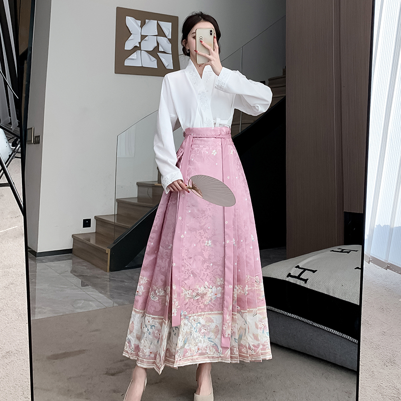 實拍六色馬面裙新中式漢服女明制繡花交領飛機袖國風套裝日常通勤