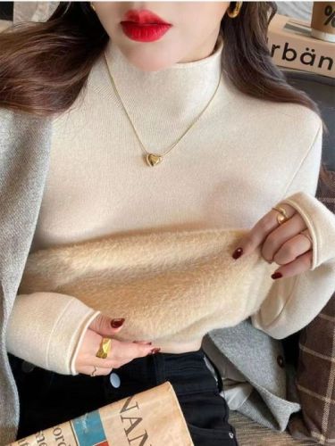 Half-height collar one-piece velvet base shirt women's innerwear winter new version padded thick hemmed knitting sweater