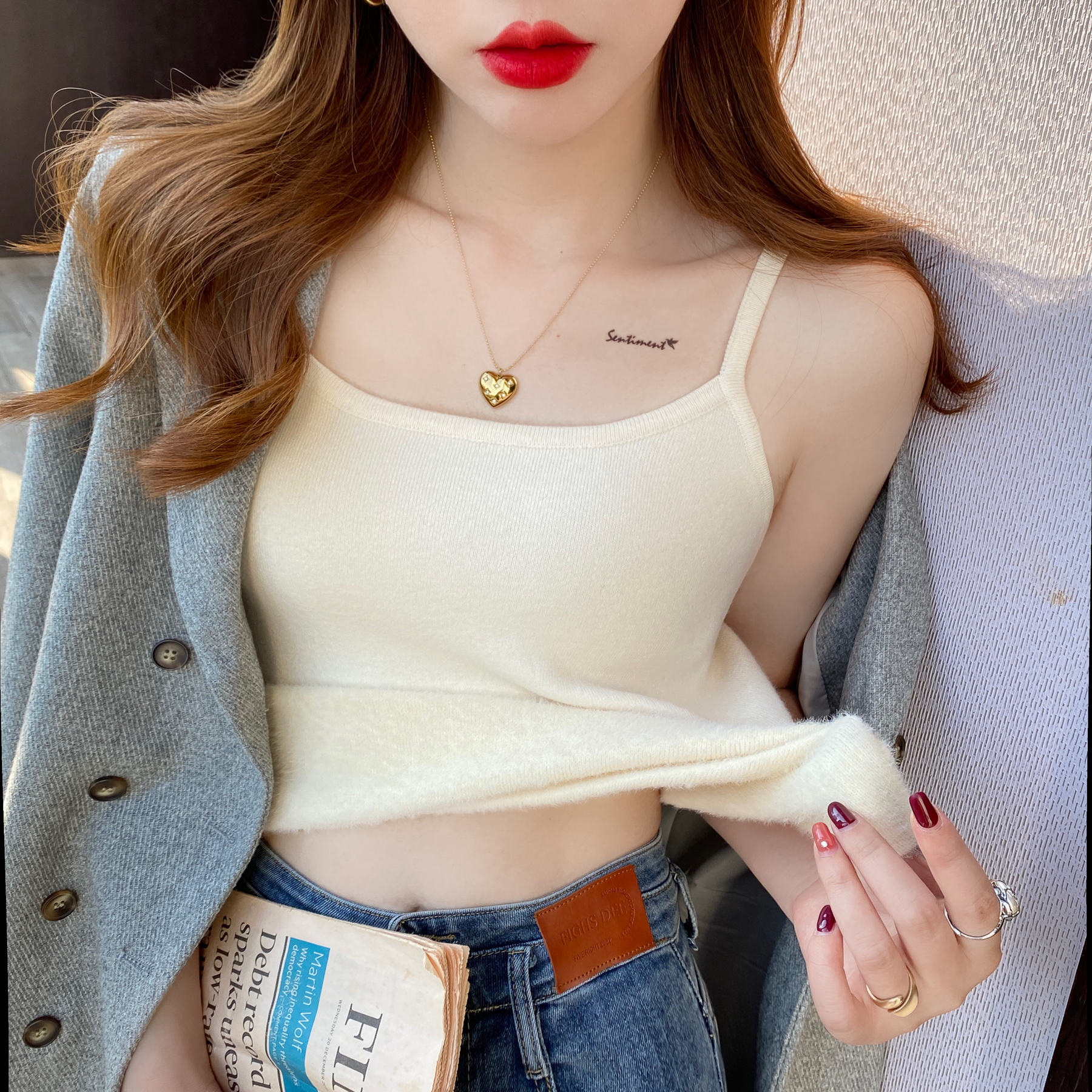 加絨吊帶背心女內搭冬季新款遮副乳白色西裝打底保暖上衣