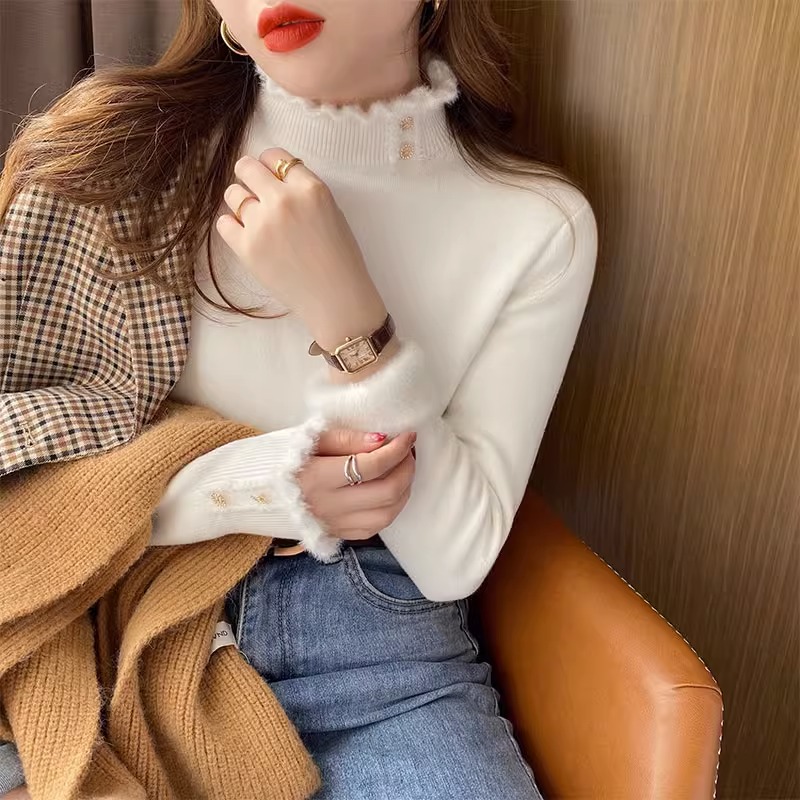 High-end and super good-looking sweater for women in winter, new thickened inner layer, autumn and winter velvet bottoming shirt, turtleneck top