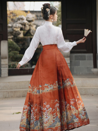Silk Road Dunhuang imitation makeup flower horse face skirt woven gold autumn and winter daily gauze and satin fashionable and versatile