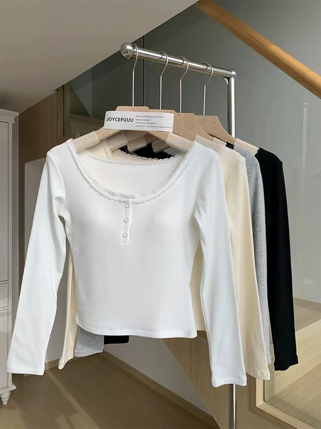 Sweet and spicy lace splicing bottoming shirt for women in spring, autumn and winter pure lust sexy inner bottoming shirt with padded top