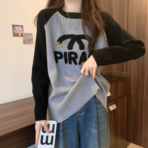 Original workmanship, large size, Korean version, round neck, letters, belly-covering, long-sleeved bottoming shirt for fat girls, slimming contrast top