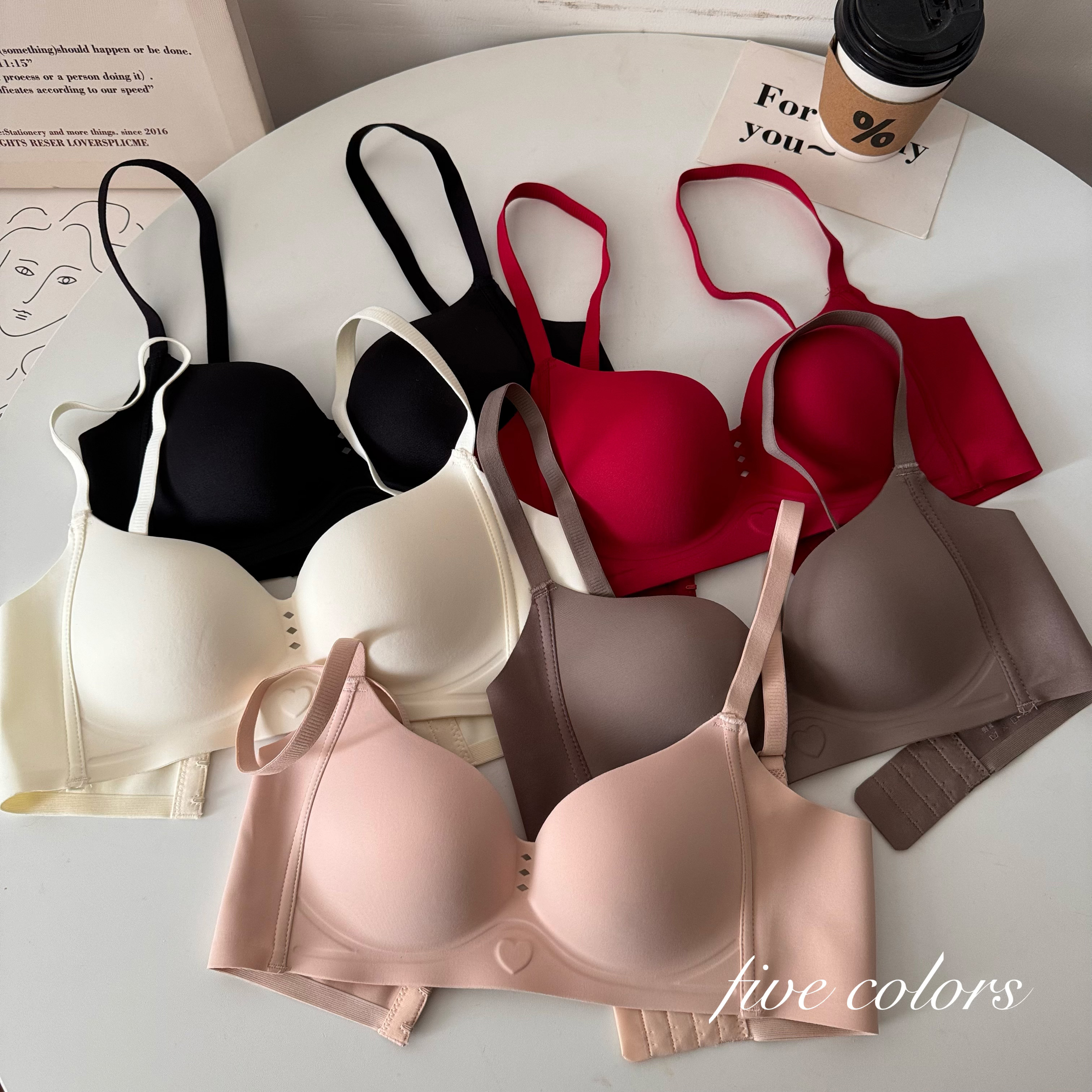 Real shot of underwear for women, seamless small breasts, big bra, no wires, push-up, comfortable and breathable girly bra