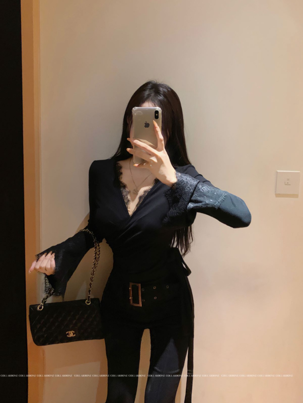 Real shot of black sexy v-neck lace splicing strap top with design black high-waisted slimming pants
