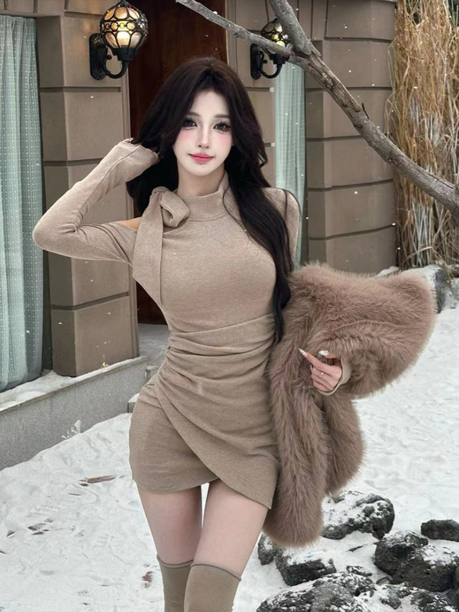 蝴蝶結鏤空長袖針織連衣裙女秋冬季收腰緊身裙子紅色辣妹包臀短裙