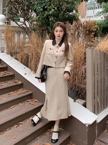 High-end temperament, small fragrance, salt style, light and sophisticated suit skirt, women's autumn plus size new slim casual two-piece set