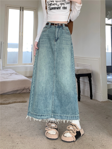 Actual shot~New high-waisted slimming and versatile raw edge slit denim A-line mid-length skirt
