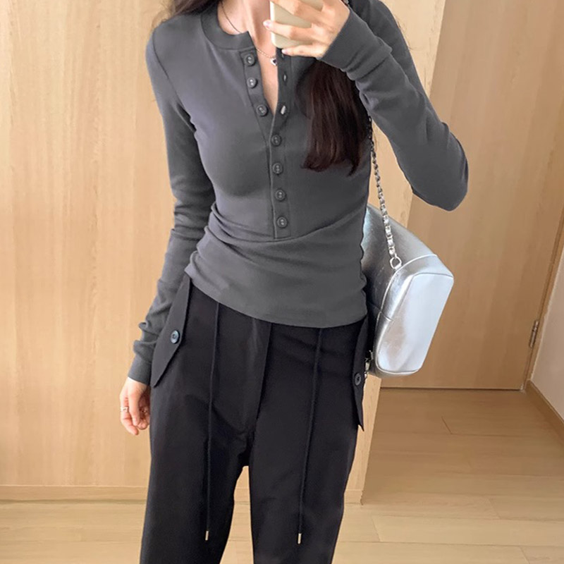 High-end t-shirt for women, unique half-open collar top, spring and autumn tight-fitting hot girl long-sleeved bottoming shirt for inner wear