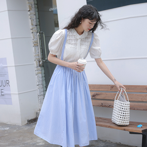 Real shot of spring fresh new French girl baby blue cotton elastic waist adjustable suspender dress