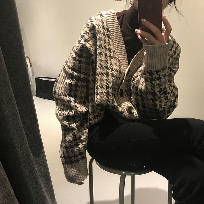High quality 2024 autumn Korean style retro chic V-neck houndstooth sweater coat sweater cardigan for women