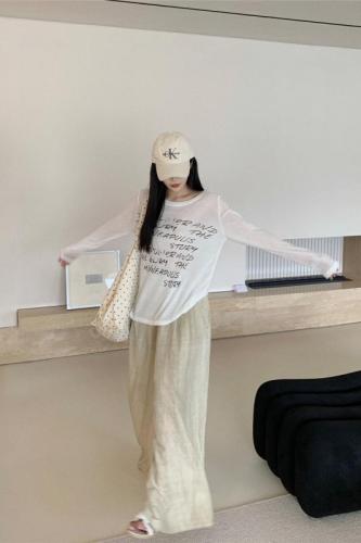 Actual shot ~ Micro-sunlight letter printed long-sleeved T-shirt for women winter round neck thin Korean version slimming sun protection shirt