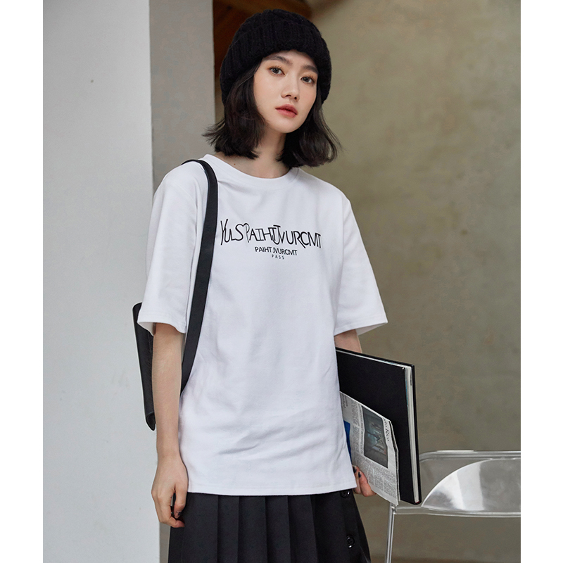 2024 spring new Korean style new vintage Hong Kong style t-shirt women's short-sleeved half-sleeved large version top