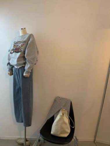 New velvet thickened printed sweatshirt women's round neck simple high-end top