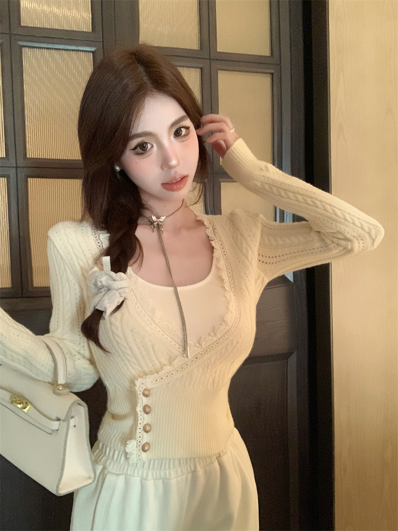 Actual shot of a banging heart pure desire sweater with lace knitted sweater and a slim fit sweater