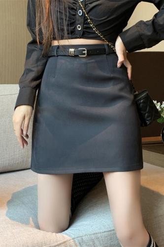 Actual shot of a-line skirt for women in early spring, new high waist hip skirt, straight cover, anti-exposure suit short skirt