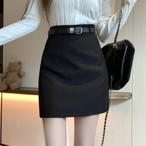 Actual shot of a-line skirt for women in early spring, new high waist hip skirt, straight cover, anti-exposure suit short skirt