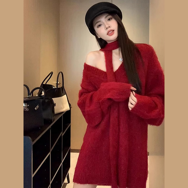 New Year's Red Sweater Women's Autumn and Winter 2024 New Loose Lazy Style Mid-Long Thickened Knitted Top