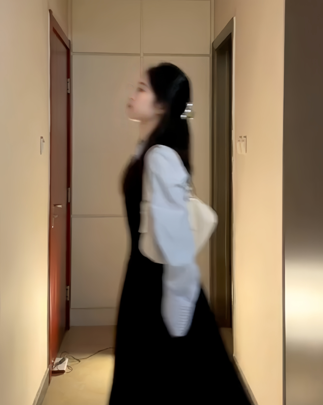 小香風黑色背帶連衣裙2024新款春款女小個子高級感春季穿搭一整套