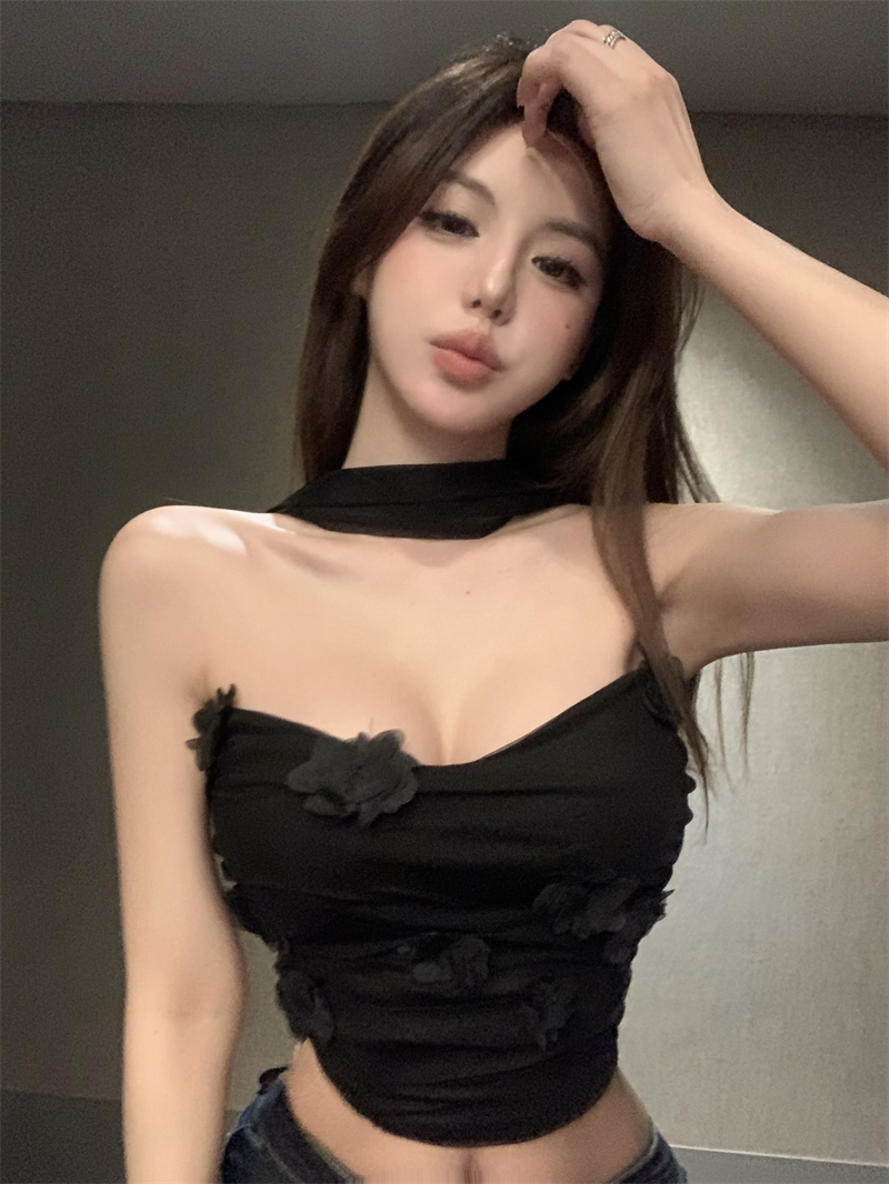 Actual shot of elegant floral halter neck tube top with removable sleeves, long sleeves and two-piece top