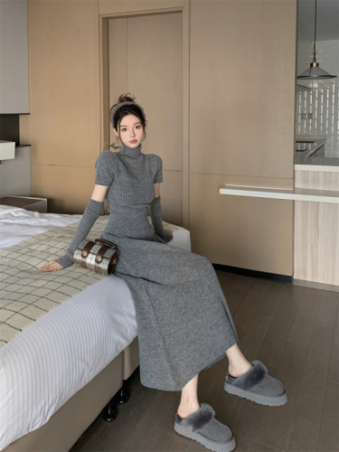 Real shot of French turtleneck loose slimming sweater sweater high waist skirt two-piece suit for women