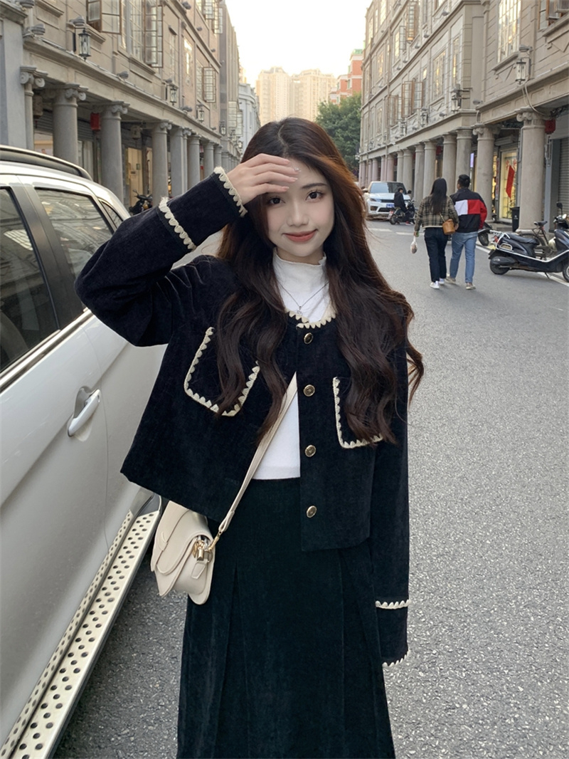 2024 spring new French retro Hepburn style high-end two-piece chic age-reducing fashion suit dress