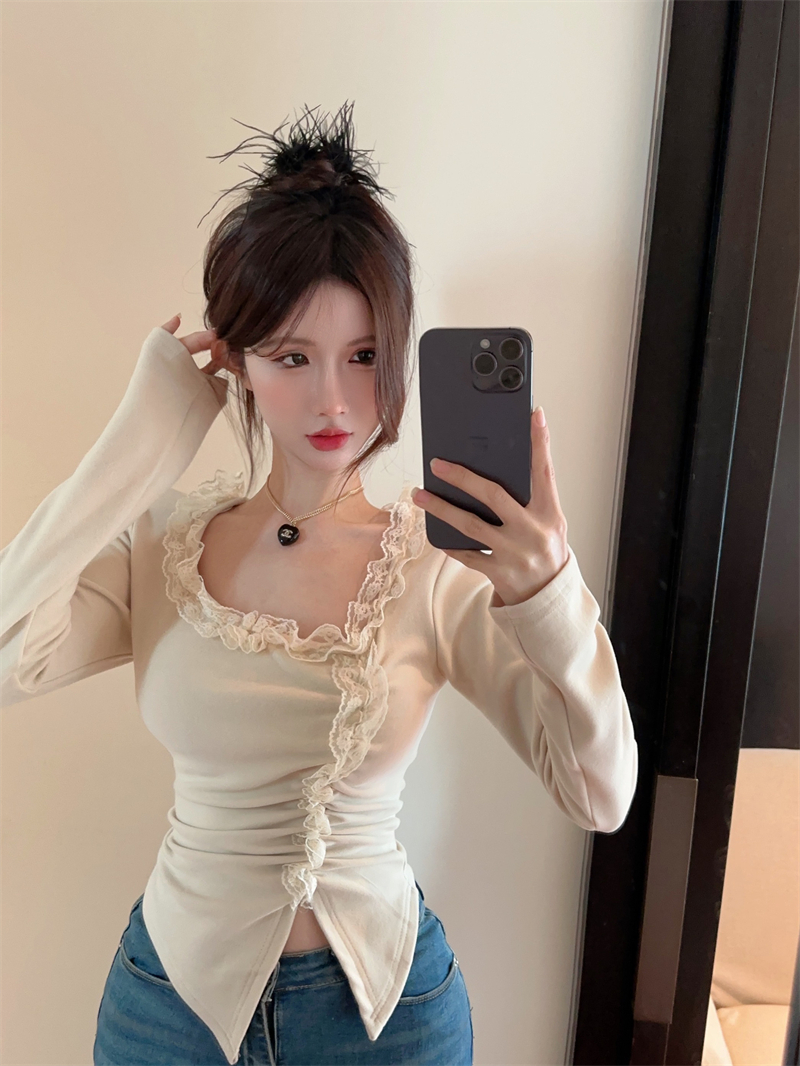 Actual shot of Korean style irregular bottoming shirt top with fungus stitching and lace design