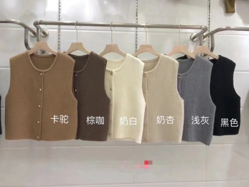 Autumn and winter thickened single-breasted sleeveless sweater vest sweater women's large size loose vest top