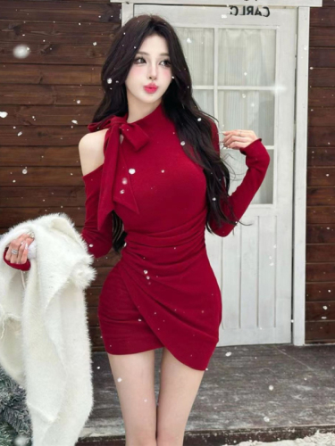 Bow hollow long-sleeved knitted dress for women in autumn and winter waist tight skirt red hot girl hip-covering short skirt