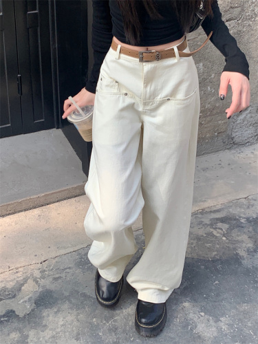 Actual shot of early spring new high-waisted off-white loose, slim and versatile casual long jeans for women