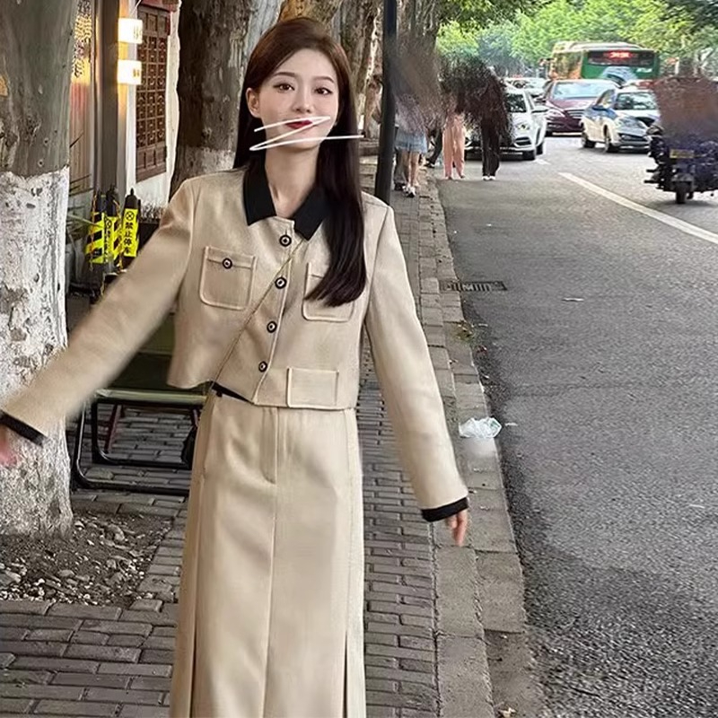 Temperament Xiaofang Hepburn style suit dress 2024 new women's autumn and winter matching complete set of outfits for small people