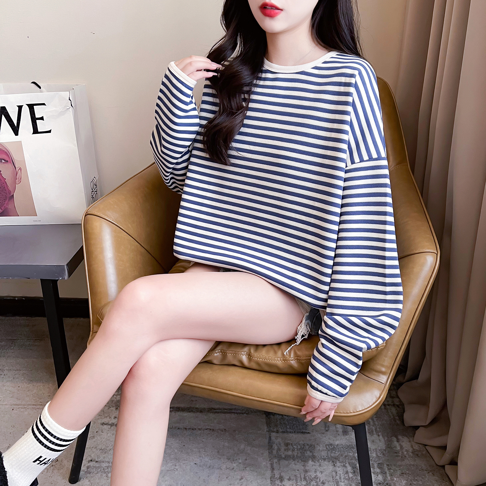 Actual shot of 250g striped sweatshirt for women spring and autumn thin round neck long-sleeved T-shirt tops large size women's 200 pounds
