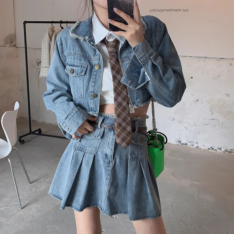 2024 Spring and Autumn New Two-piece Suit for Women Sweet and Cool Hot Girl Raw Edge Denim Jacket Short Pleated Skirt