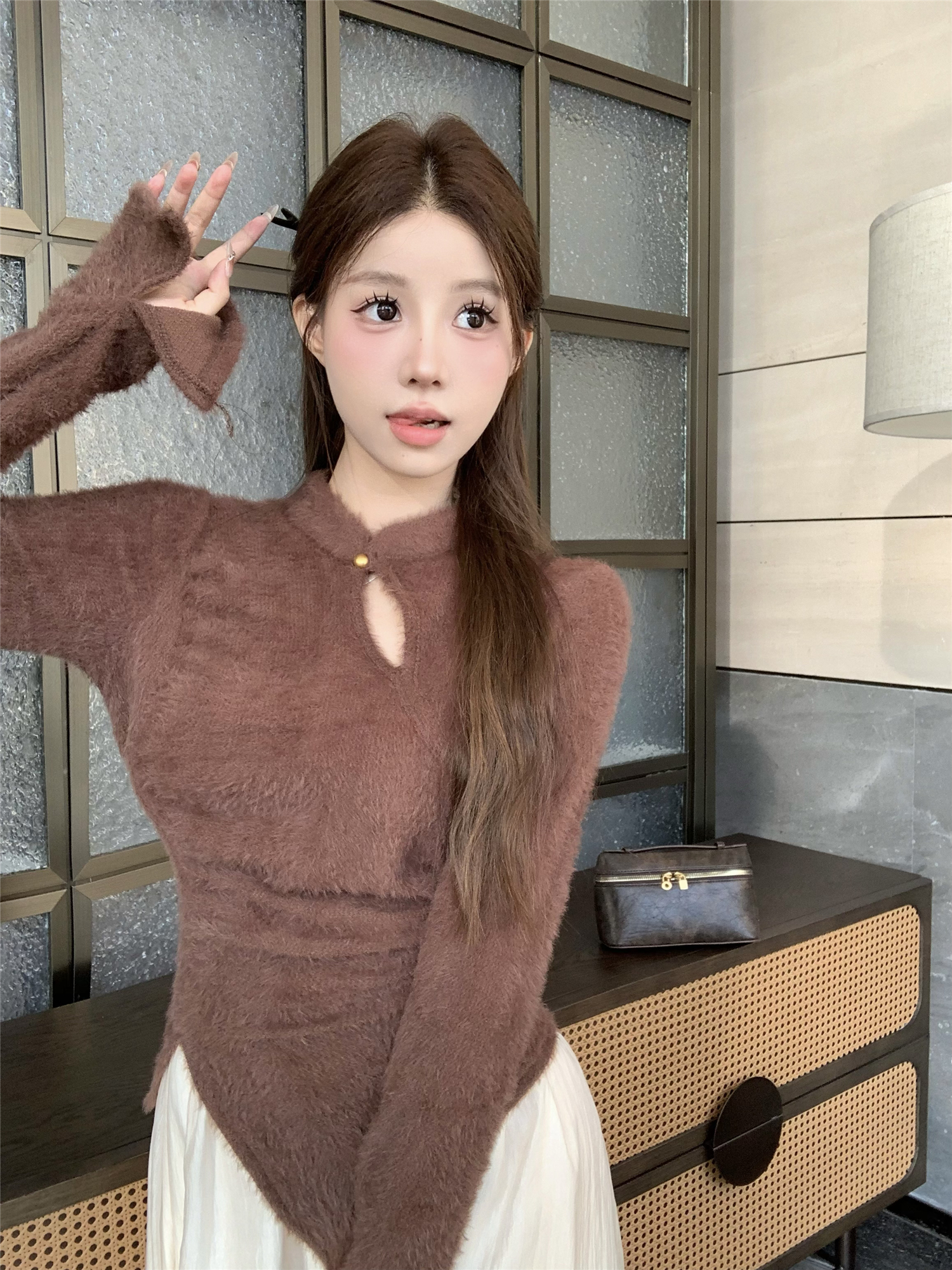 Actual shot ~ New Chinese style stand collar knitted sweater women's autumn and winter design slim and slim temperament top