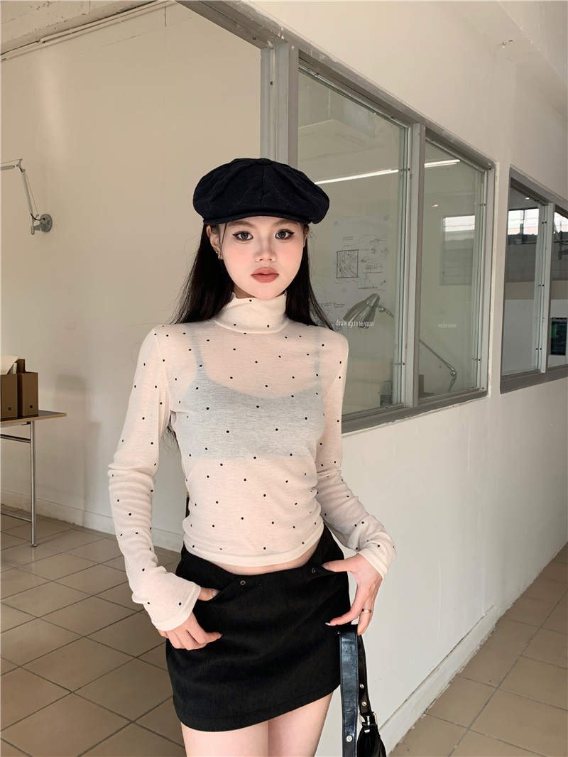 Actual shot of Pure Desire Slim-fitting one-line collar micro-permeable dot bottoming high-neck inner T-shirt