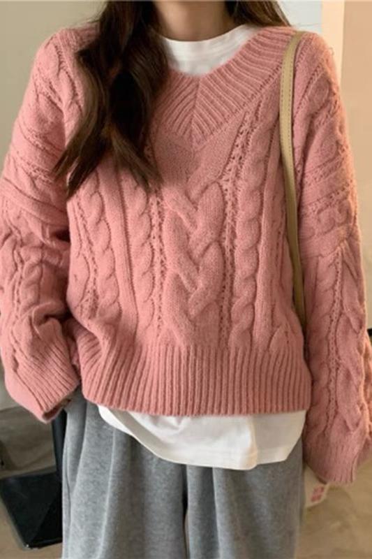 Design niche knitted sweater, loose outer wear, autumn and winter new style lazy style pullover top, net red sweater for women