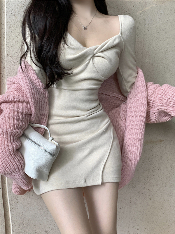 秋冬季新款修身性感紐結針織連衣裙女方領長袖短款包臀裙短裙